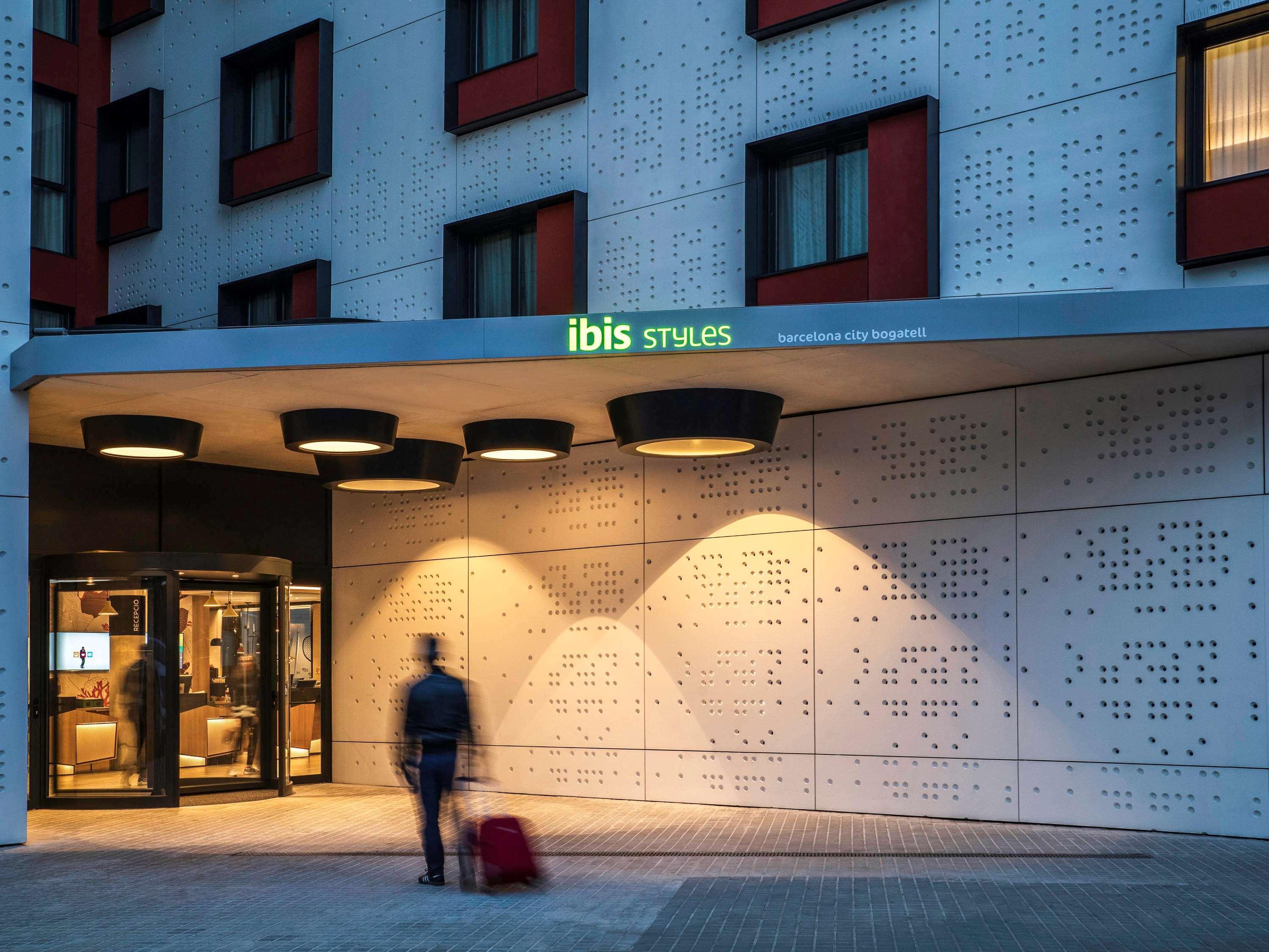 Ibis Styles Barcelona City Bogatell Zewnętrze zdjęcie